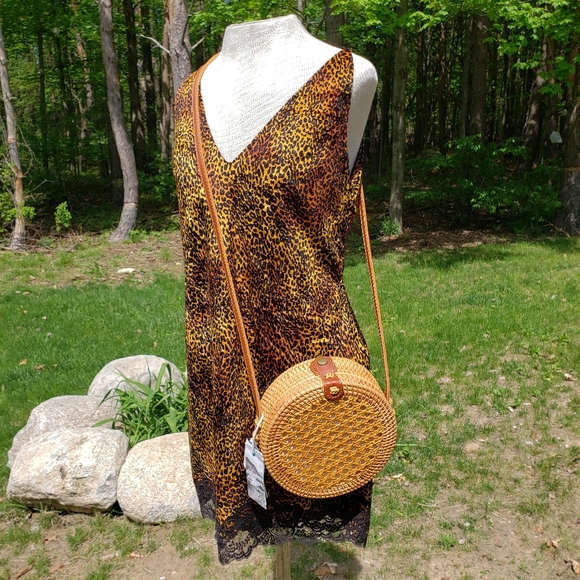 Handbags - Wicker Purse